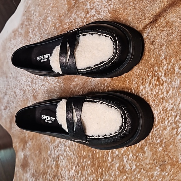Sperry Chunky Penny Loafer Black with Sherpa Detail NWOT - Picture 7 of 10